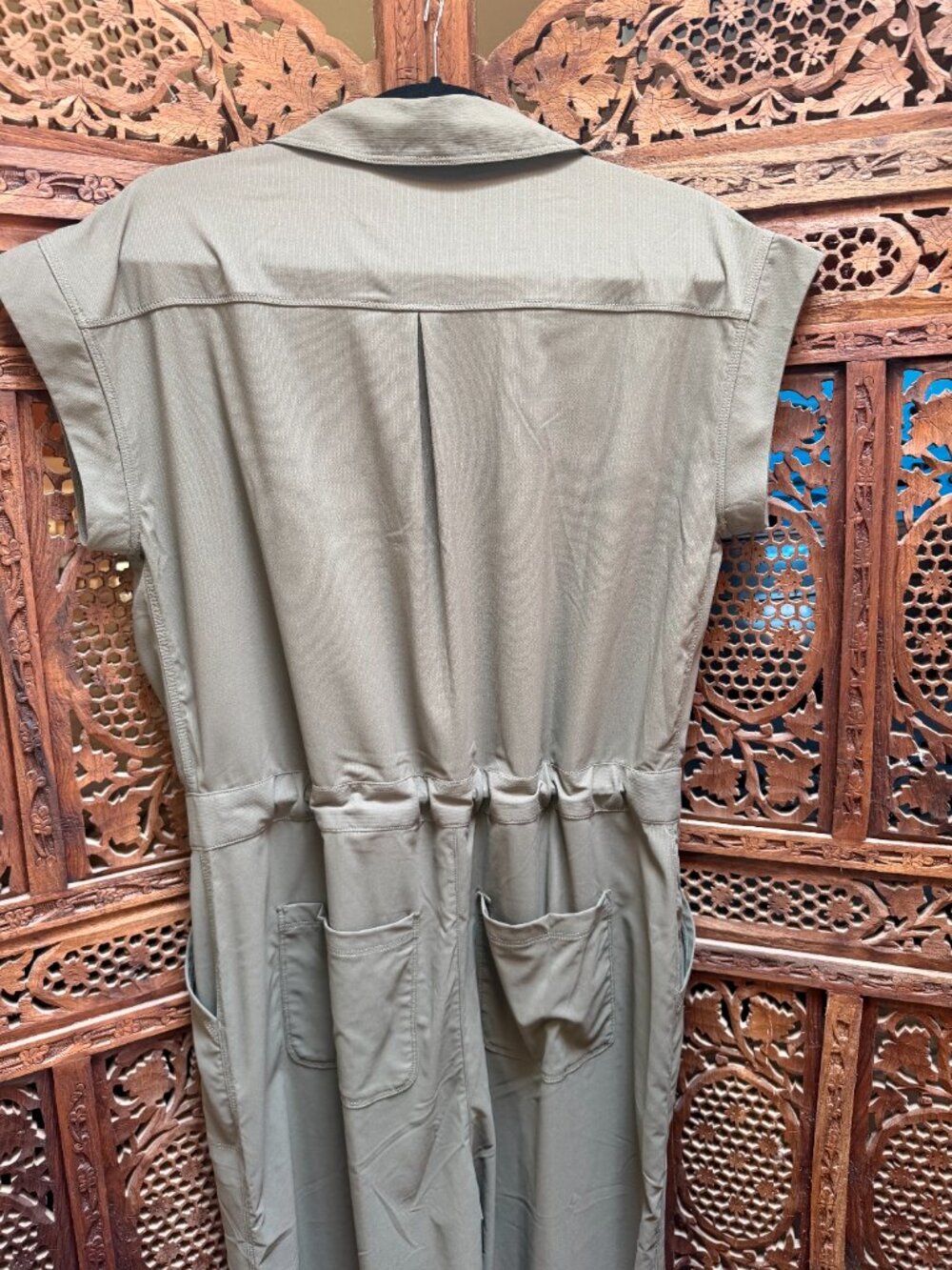NWT Title Nine Evelyn Jumpsuit, size Medium Moss color - Picture 6 of 6
